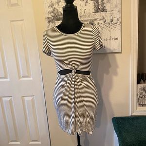 T-Shirt Twist Dress